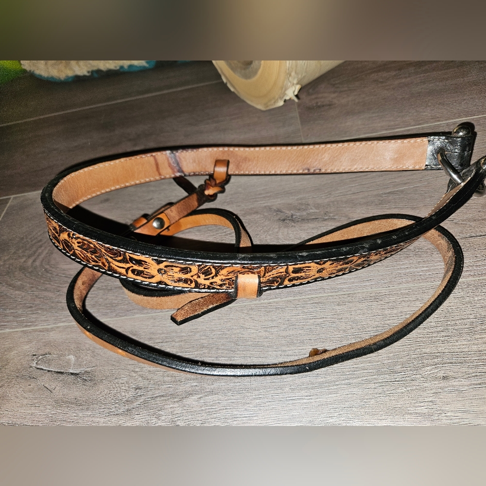 Tie down nose band